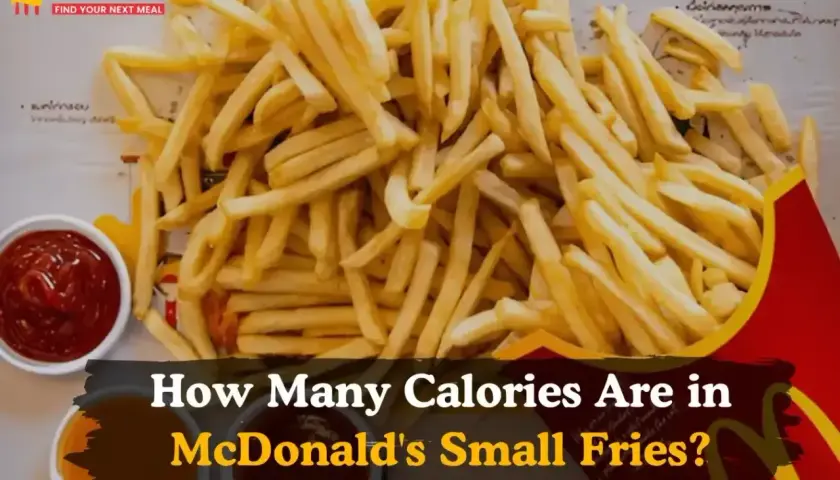 Góra frytek z McDonald's, obok sosy. Ile kcal mają te frytki?